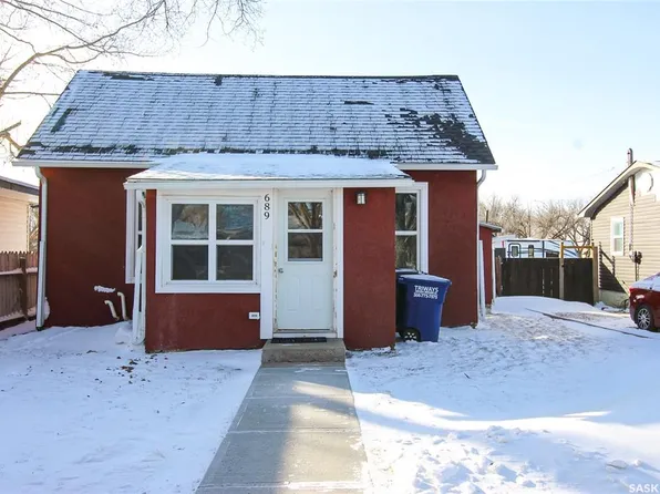 689 2ND STREET W, Shaunavon, SK S0N 2M0