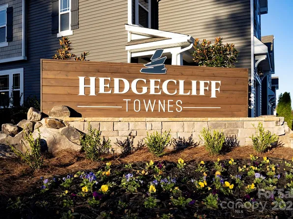 2450 Hedgecliff Rd, Concord, NC 28025