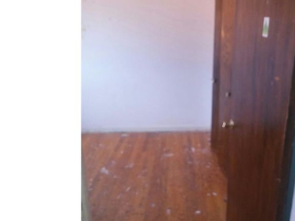 2nd image of 16223 Edgewood Ave