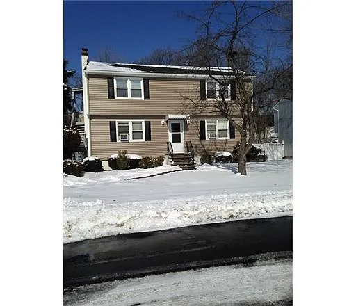 2 Heman St photo 1