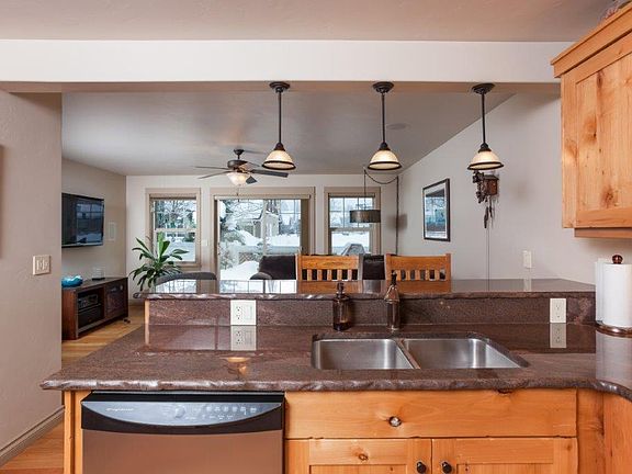 3rd image of 667 Copperwood Ct