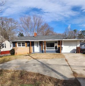 608 W Lexington Ave, High Point, NC, 27262