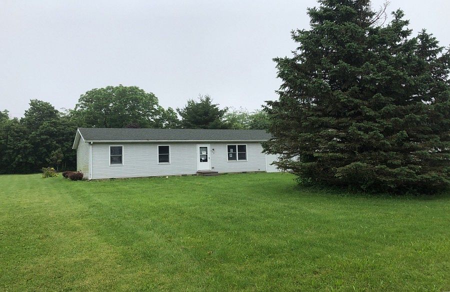 220 Monroe St, Bettsville, OH 44883 Zillow