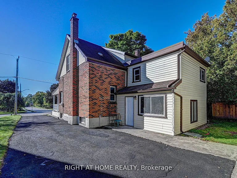 10 Monroe St #BASEMENT — Photo 4