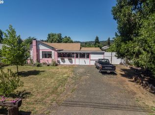 2092 Austin Rd, Roseburg, OR 97471
