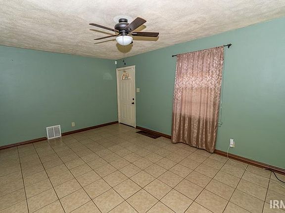 2nd image of 2721 Humboldt St