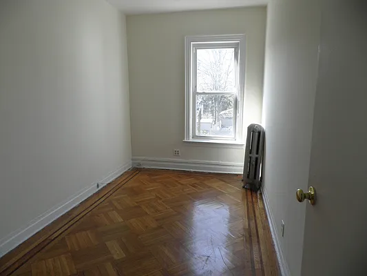 Rented by Johanna Gyuro, LREB | media 4