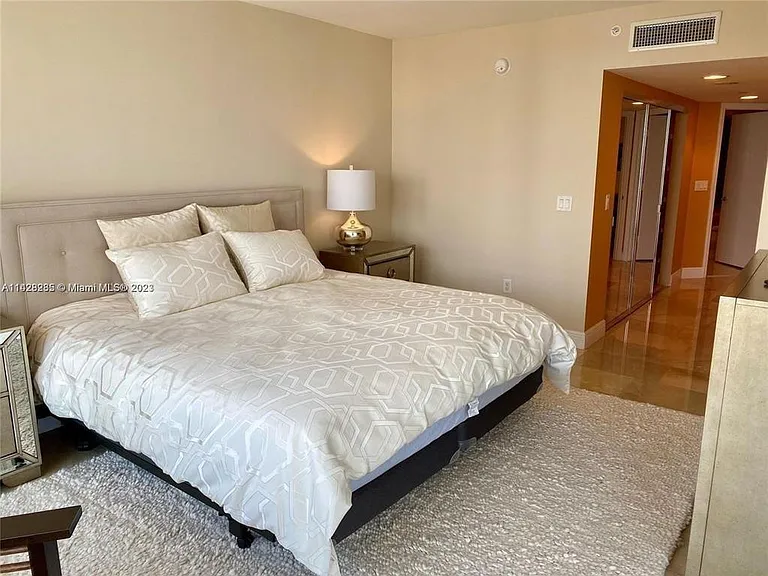 16500 Collins Ave #2052 — Photo 18