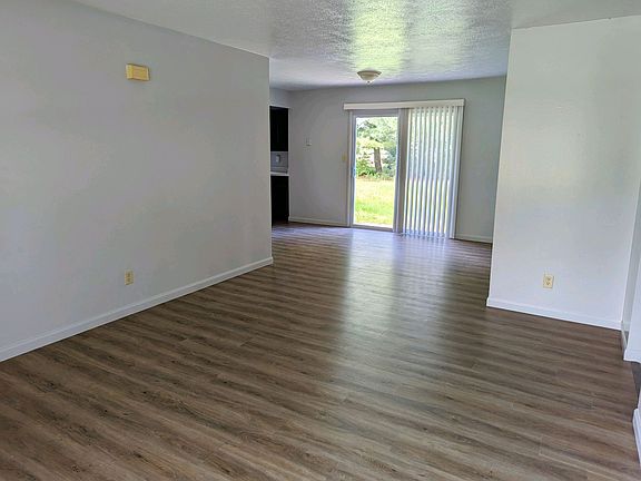 4th image of 58401 Nathena Ln #58401