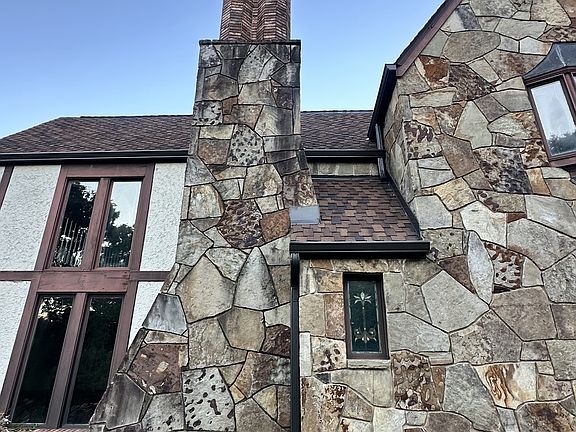 4th image of 202 Oak Hill Dr