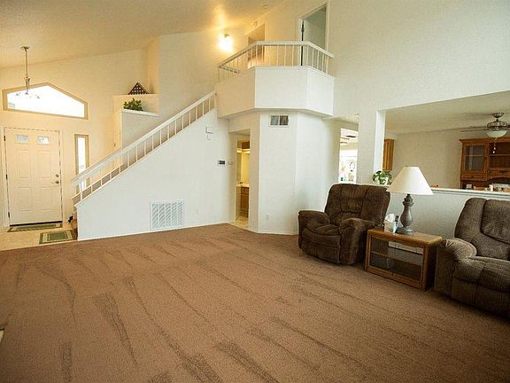 2nd image of 749 Sage Dr