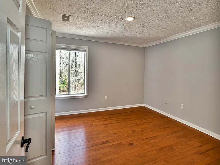 8011 Mandan Rd #303 — Photo 21