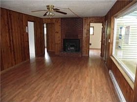 5th image of 2761 E South Island Dr