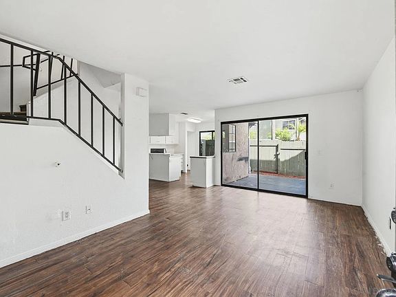 4th image of 1225 N Broadway N #14
