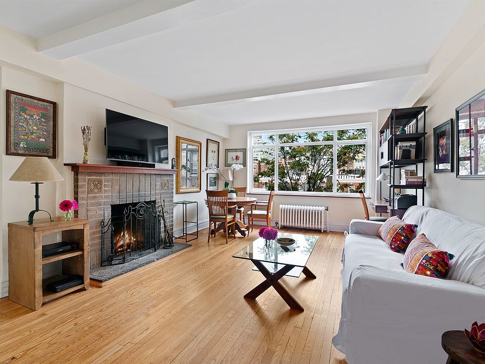 1st image of 61 W 9th St APT 8E