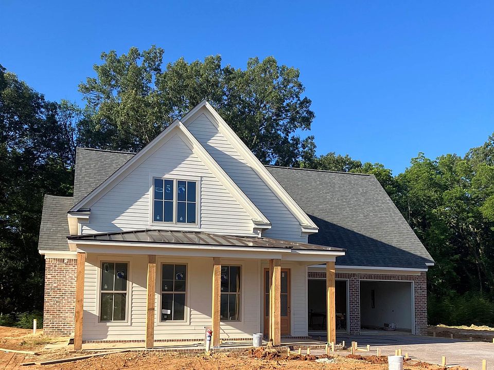 2nd image of 275 Mossberry Ln