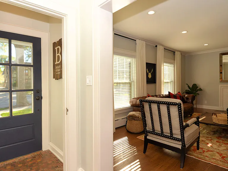 5677 N Consaul Pl — Photo 4