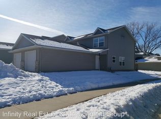 2079 26th Ave NW, Rochester, MN 55901