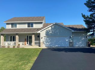 3310 Aaron Dr, Elko New Market, MN 55054