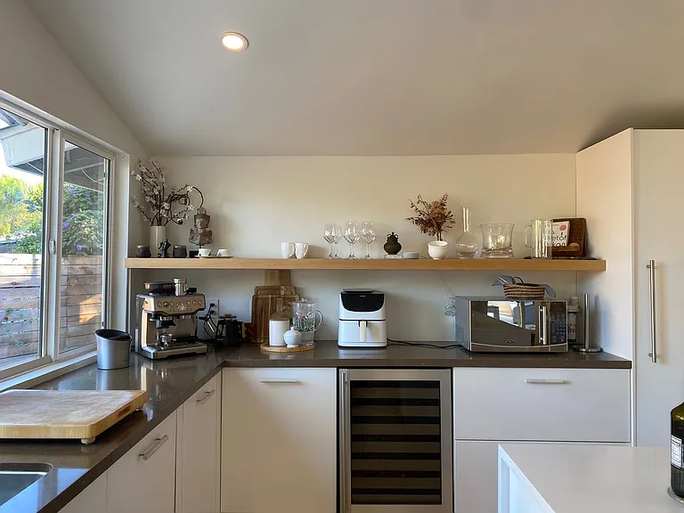5816 Comanche Ave — Photo 11