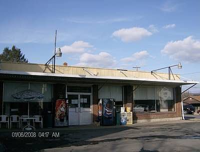2nd image of 801 Bellefonte Ave