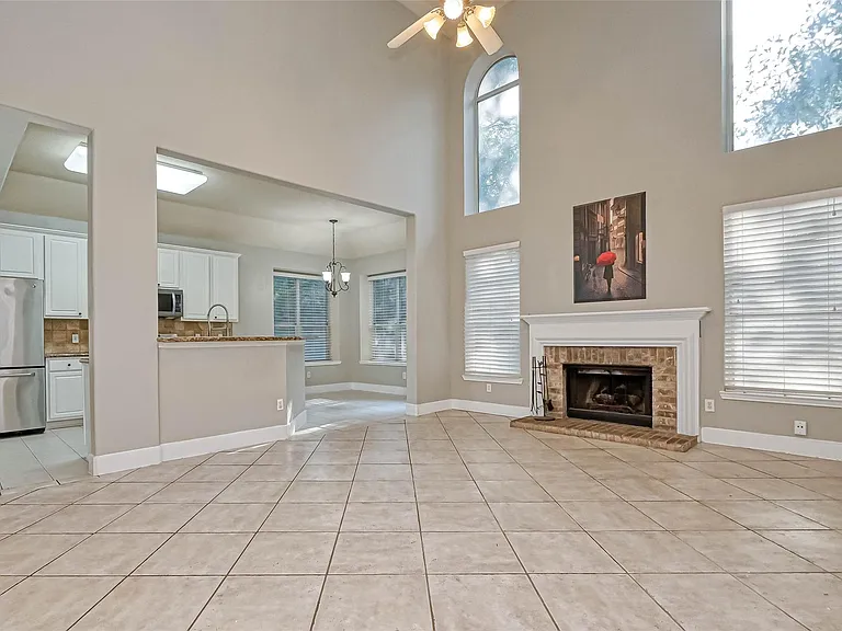 11011 Sprucedale Ct — Photo 10