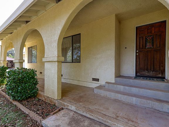 3rd image of 19909 Paso Robles Ave