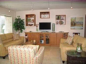 2nd image of 3410 Gulf Shore Blvd N APT 102