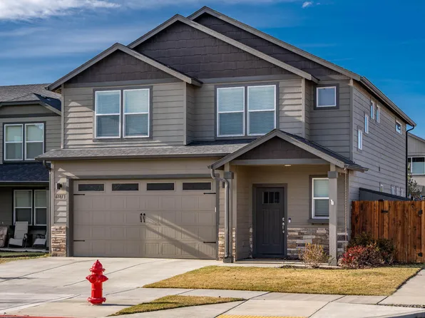 61813 Azalia Pl, Bend, OR 97702