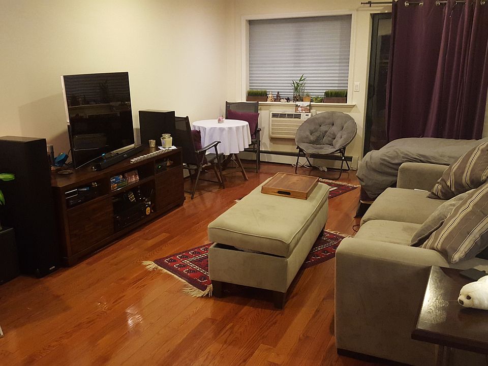 1st image of 27-16 41st Ave #3B
