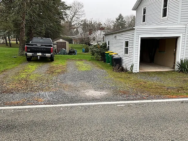 1502 Riverbend Rd — Photo 6