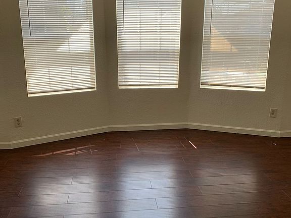 3rd image of 666-672 25th St #666