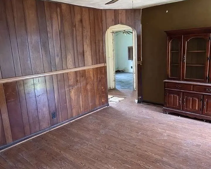 451 Holman Ave — Photo 6