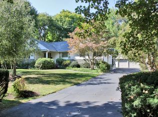 615 Brooklawn Ave, Fairfield, CT 06825
