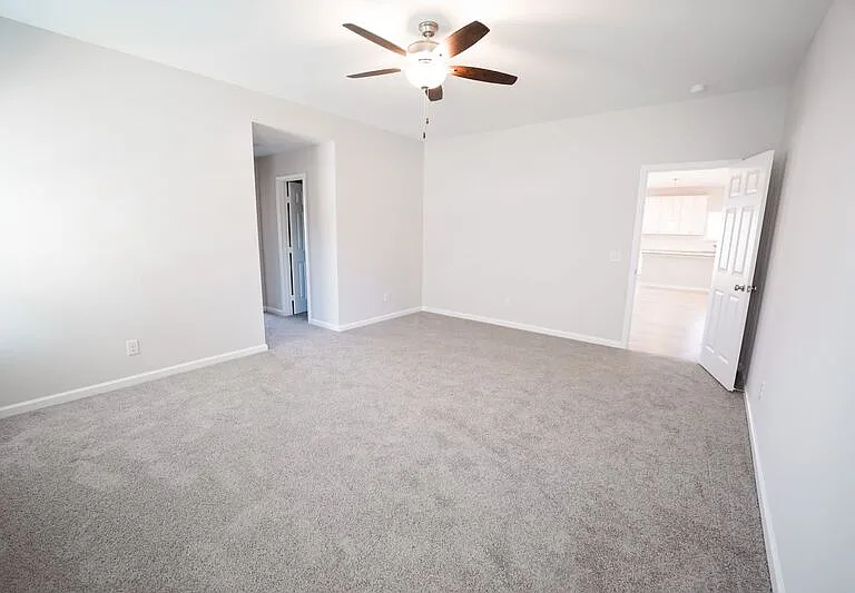 125 Chilburn Cir — Photo 16