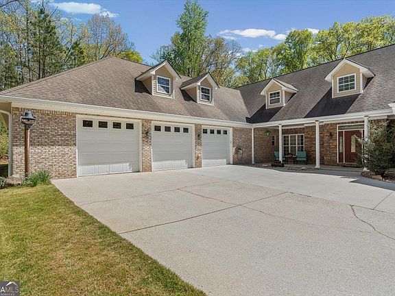 2nd image of 8878 Brewer Rd