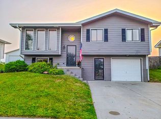 2701 NW 55th St, Lincoln, NE 68524
