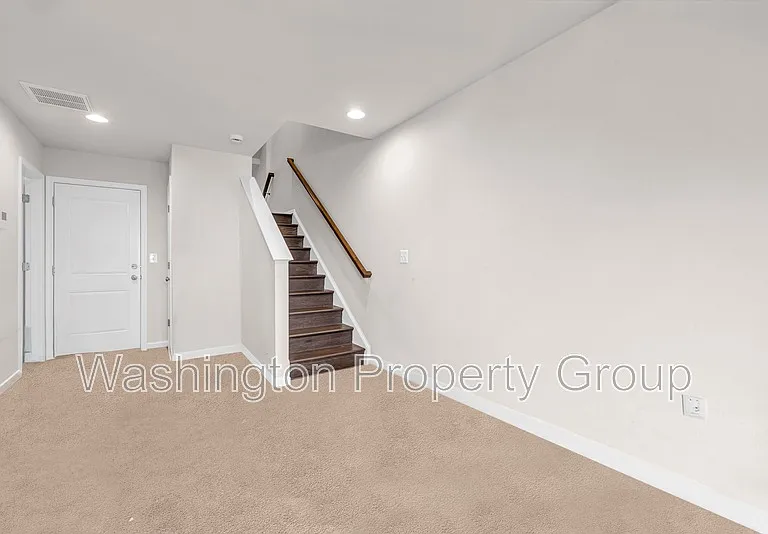 4013 Singerville Ct — Photo 40