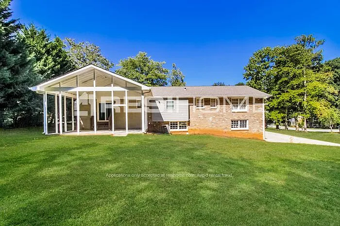 6195 Cowan Mill Rd — Photo 15