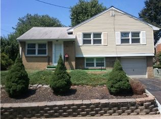 104 Stanton Rd, Wilmington, DE 19804