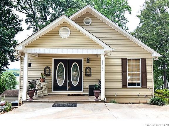 2nd image of 8920 Lynn Parker Ln