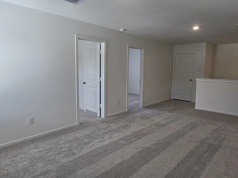 25597 Rose Creek Dr — Photo 13