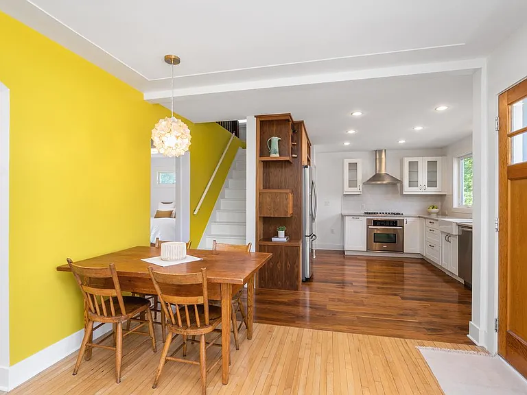 844 Ross Ct SE — Photo 4