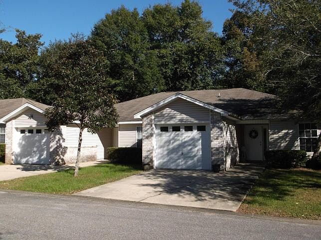 1st image of 806 Hayley Marie Ct