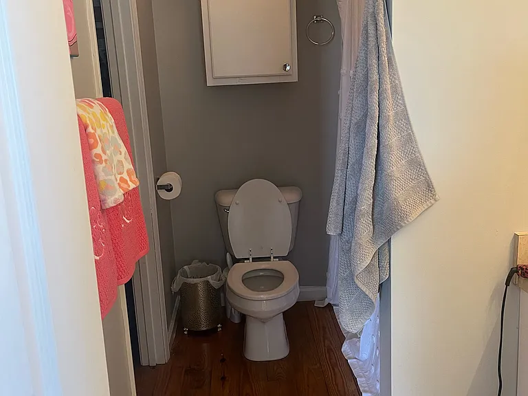310 Mallory Ln — Photo 10