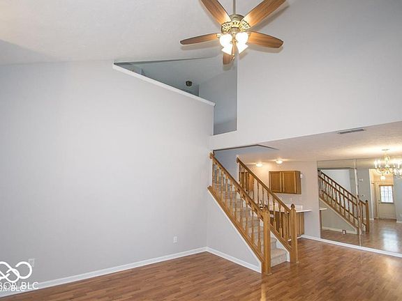 2nd image of 5724 Mignon Dr