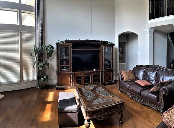 5th image of 5015 Heather Meadow Ln
