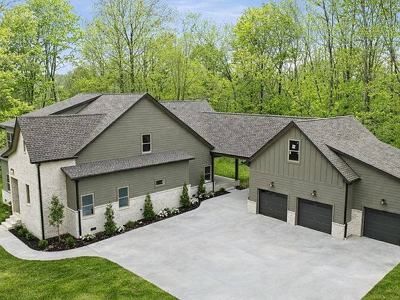 2nd image of 2957 Pace Rd