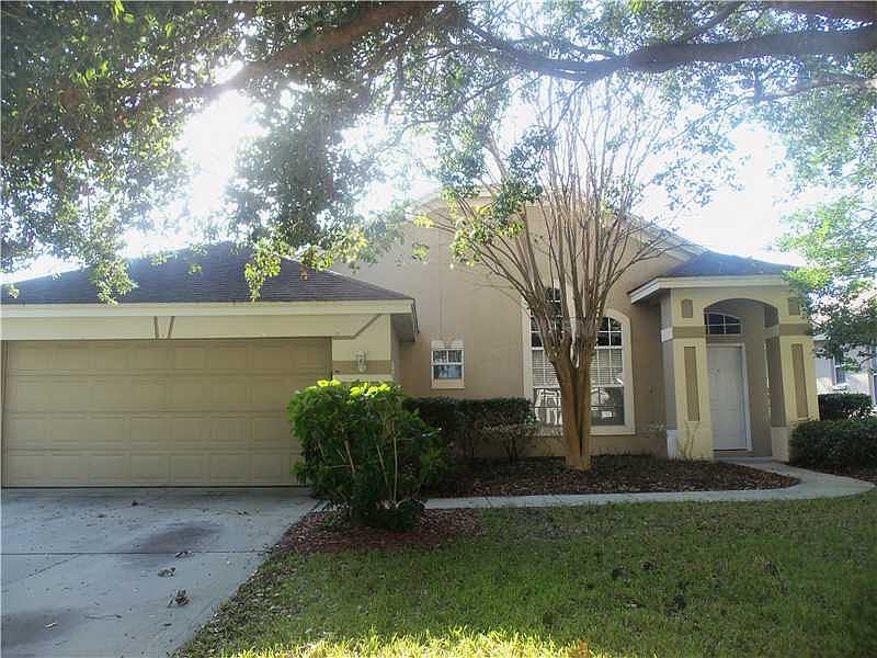 1st image of 564 Lakeworth Cir