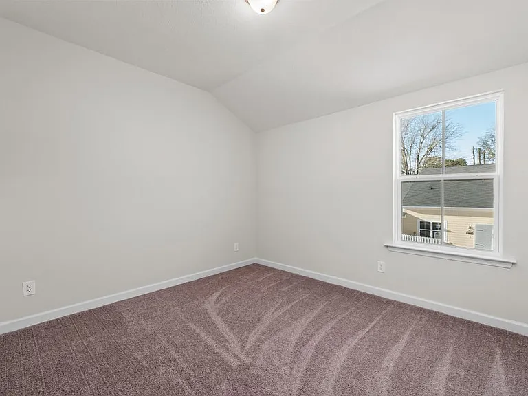 3009 Stanhope Dr — Photo 11